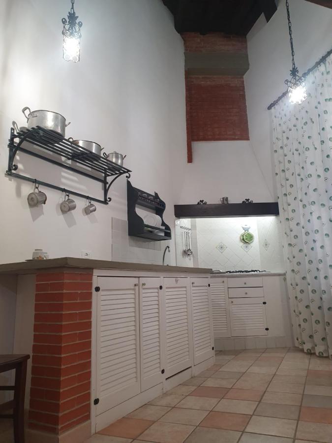 Casa Monviso Le Fuoriserie Palermo Bagian luar foto