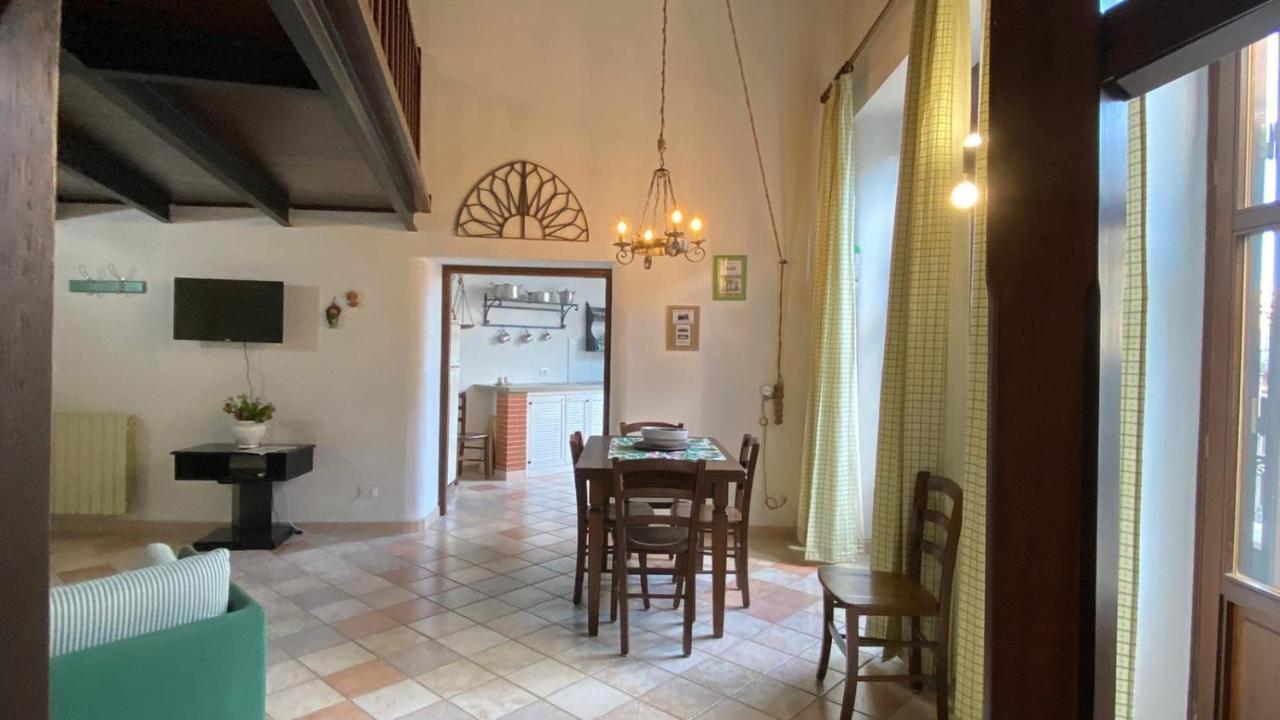 Casa Monviso Le Fuoriserie Palermo Bagian luar foto